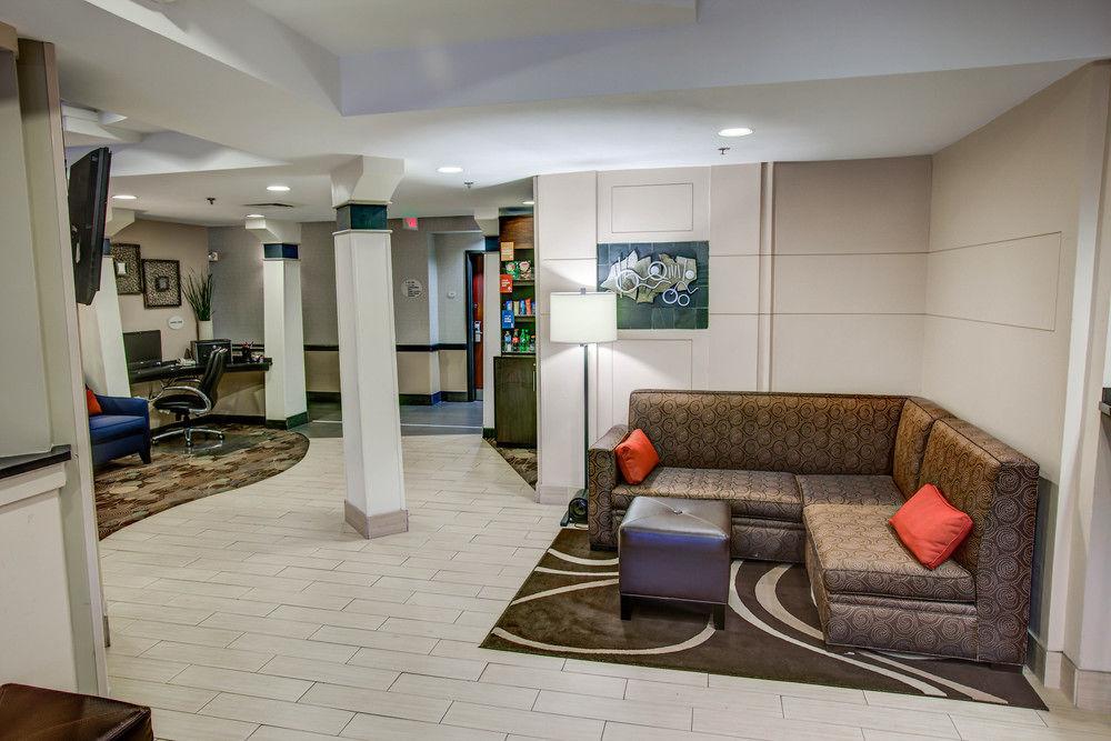 Comfort Suites Pittsburgh Airport Robinson Township  Exterior photo