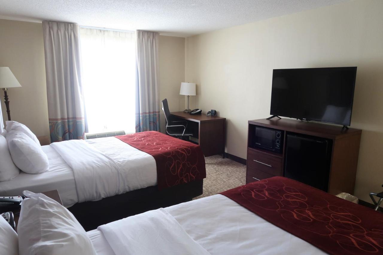 Comfort Suites Pittsburgh Airport Robinson Township  Exterior photo